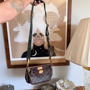 Louis Vuitton Multi Pochette Accessoires